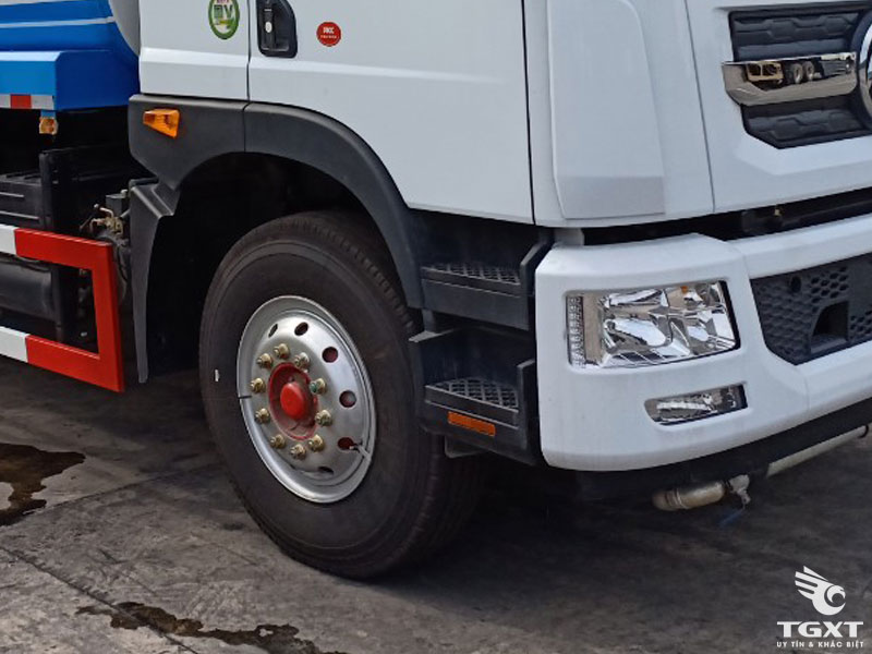 Xe Phun Nước Rửa Đường Dongfeng 9 Khối