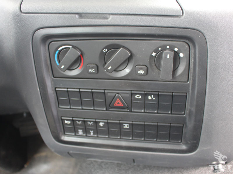 Xe Đầu Kéo C&C 2 Cầu Động Cơ 460Ps - 6x4