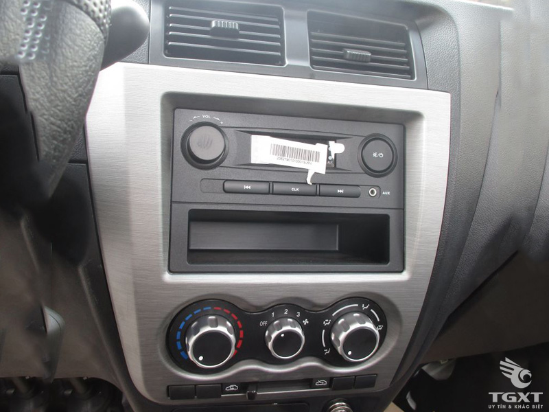 Xe Tải Nhẹ Trường Giang DF-0.995TL05 800Kg Thùng Cánh Dơi