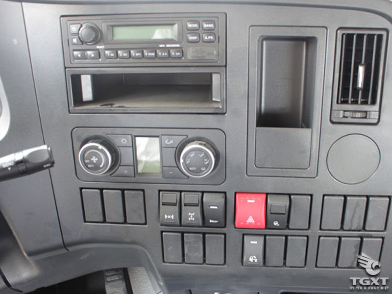 Xe Đầu Kéo Shacman 380Hp 2 Cầu Cabin X3000