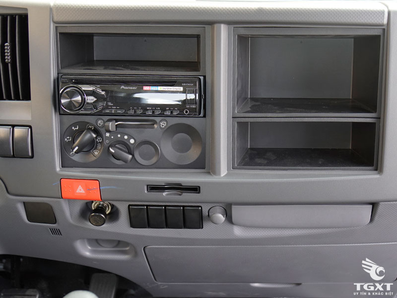 Xe Tải Isuzu NPR85KE5 3.5 Tấn Thùng Bạt