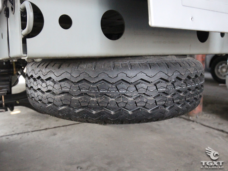 Xe Tải Dongben Q20 1.9 Tấn Thùng Bạt