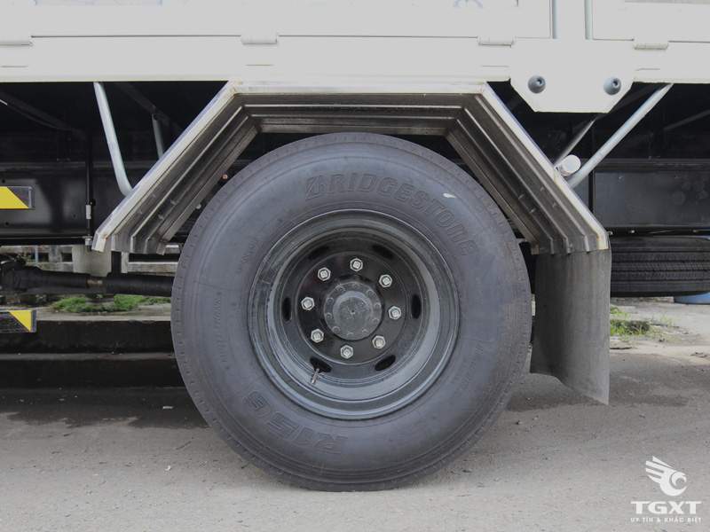 Xe Bồn Hino FG 13 Khối Chở Thức Ăn Gia Súc