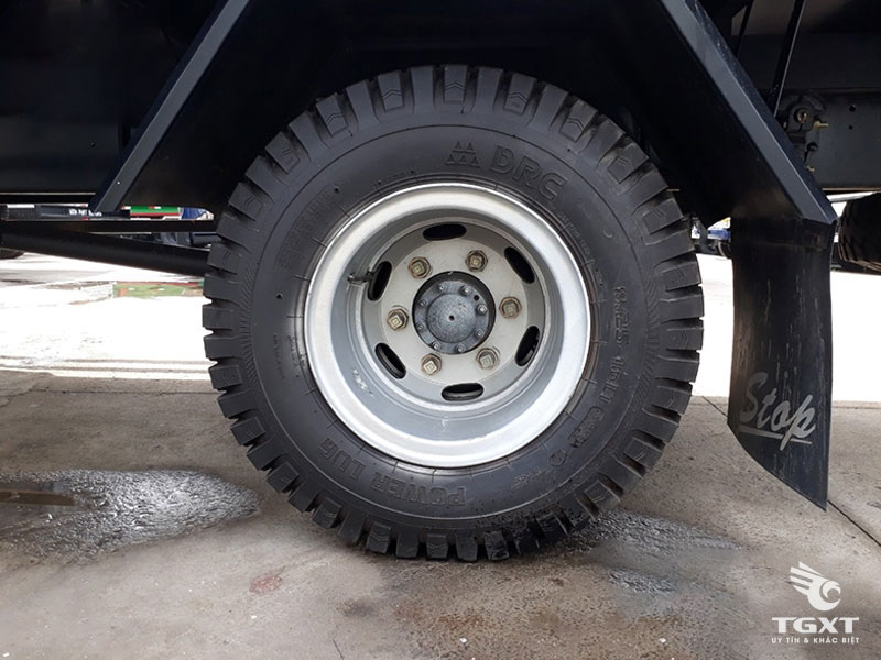 Xe Tải Faw Thùng Mui Bạt 7T3