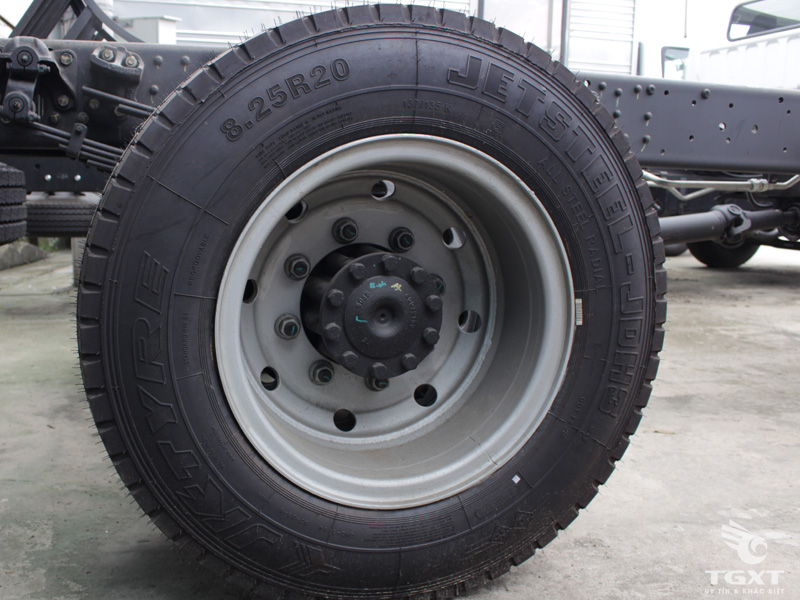 Xe Tải Fuso FI 7.5 Tấn Thùng Bạt