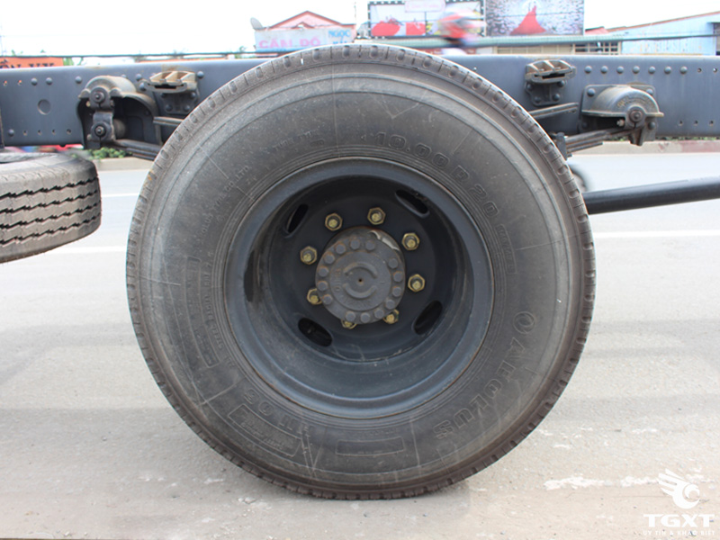 Xe Cẩu Dongfeng 4 Chân 16 Tấn Gắn Cẩu HKTC HLC-5014M