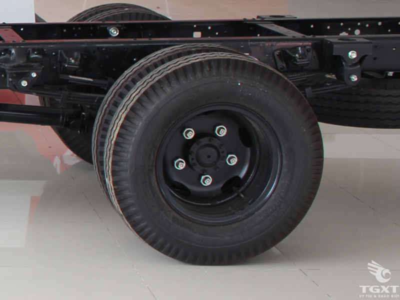 Xe Tải Hino XZU730L 5 Tấn Thùng Bảo Ôn