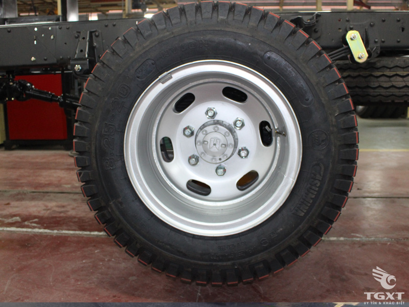 Xe Tải Isuzu Vĩnh Phát FN129L4 8.2 Tấn Thùng Bạt