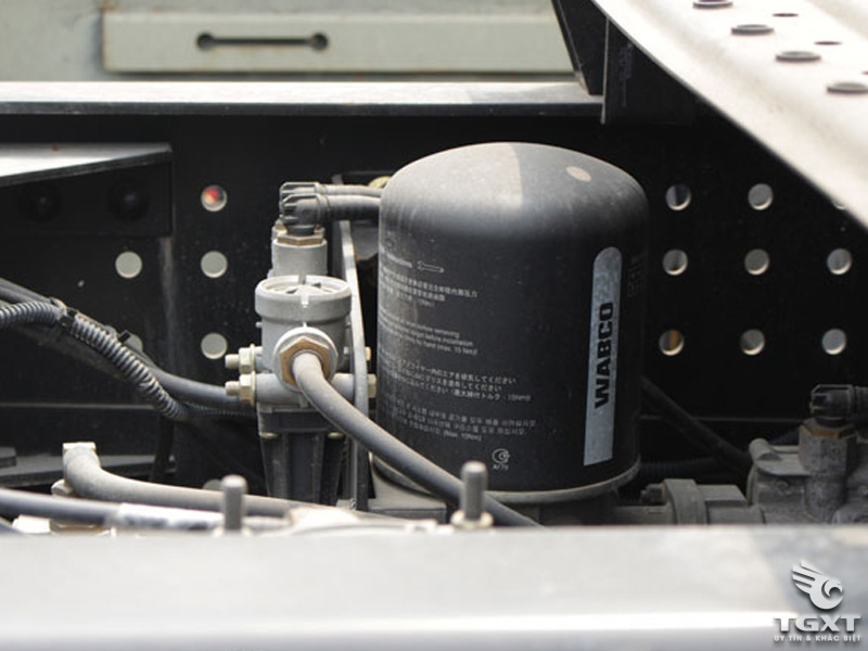 Xe Đầu Kéo Shacman 380Hp 2 Cầu Cabin X3000