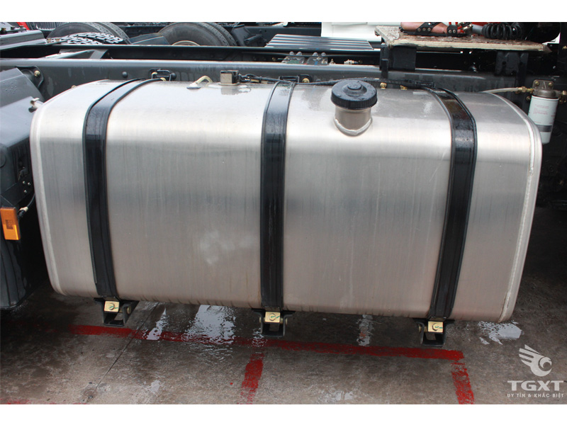 Xe Đầu Kéo Dongfeng 1 Cầu 260Hp