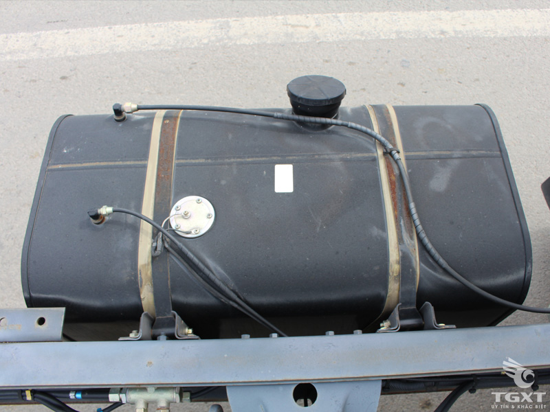 Xe Bồn Dongfeng 4 Chân 26 Khối Chở Thức Ăn Gia Súc