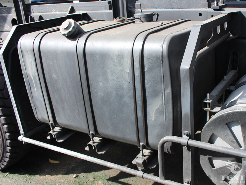 Xe Đông Lạnh Hyundai HD250 14 Tấn 3 Chân