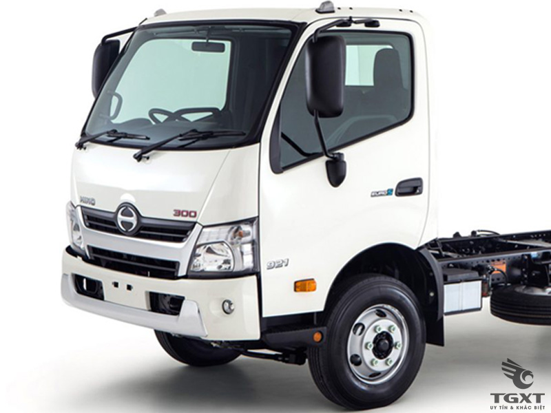 Xe Tải Hino XZU720L 3.5 Tấn Thùng Bảo Ôn