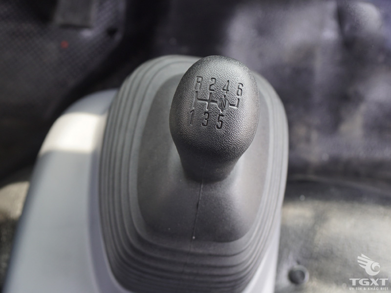 Xe Bồn Chở Xăng Dầu Isuzu NQR75HE5 7 Khối