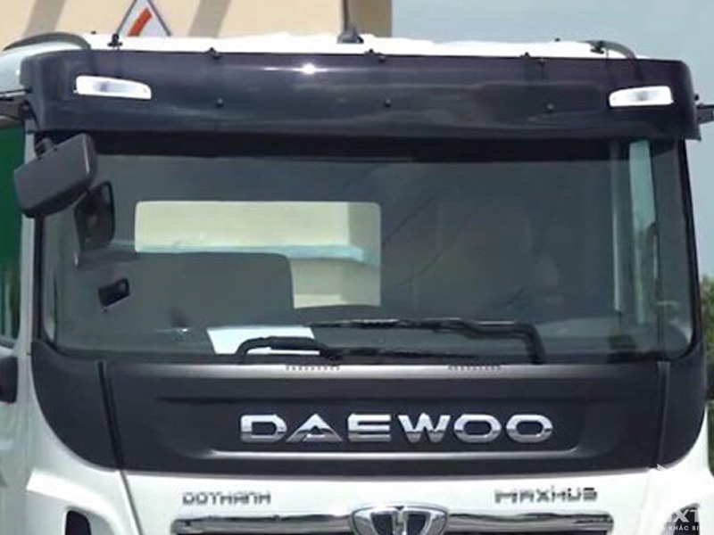 Xe Tải Daewoo HU6AA Gắn Cẩu Unic URV550 13T8