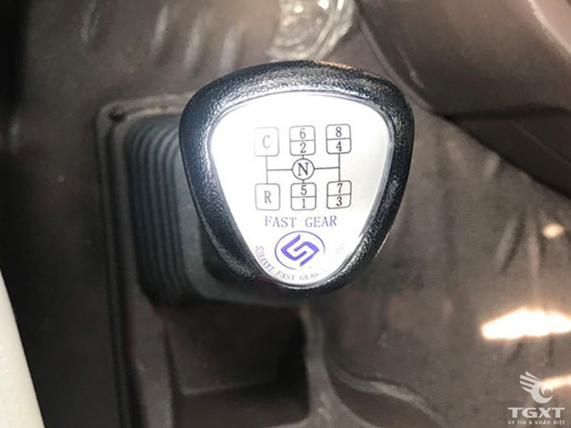 Xe Tải Chenglong LZ1310 Thùng Bạt 18 Tấn Cabin H7