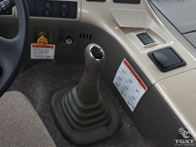 Xe Tải Daewoo 4 Chân 11T5 Gắn Cẩu CSM 10 Tấn CSS300