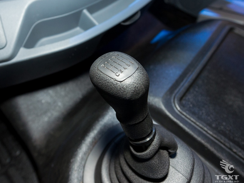 Xe Tải Fuso 4 Tấn Gắn Cẩu Tadano 3 Tấn 4 Khúc