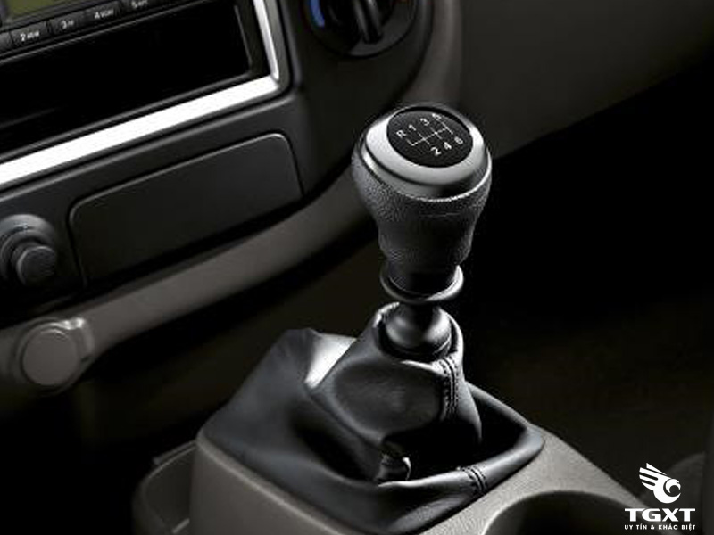 Xe Tải Hyundai New Porter H150 1.5 Tấn Thùng Kín