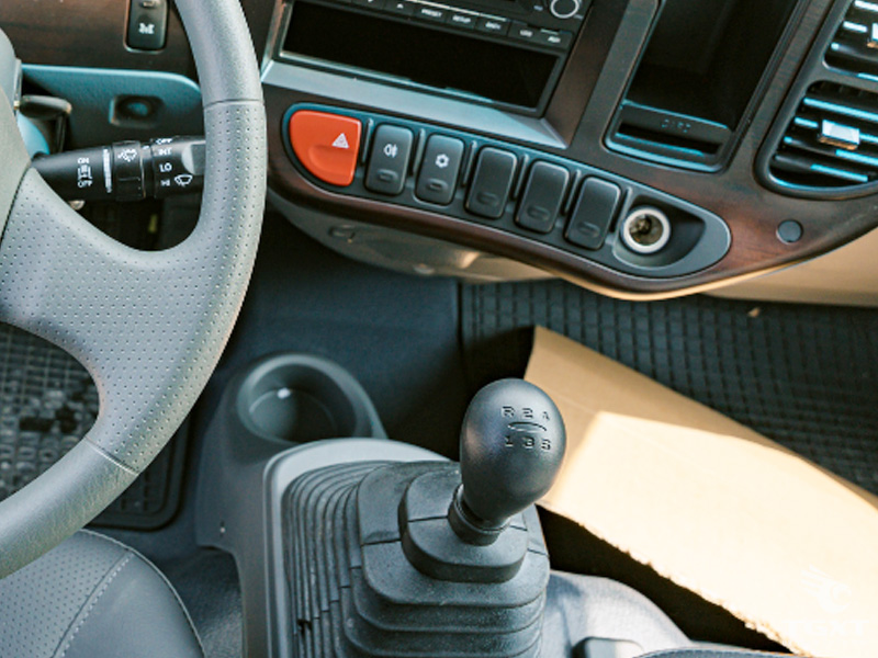 Xe Tải Hyundai Mighty N650L 3.5 Tấn Thùng Bạt