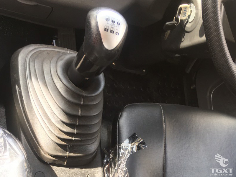 Xe Bồn Chở Xăng Dầu TMT KC7050D2 5 Tấn 6.7 Khối