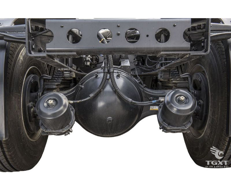 Xe Đầu Kéo Hino Cabin Nóc Cao 02 Giường-SS2P-406