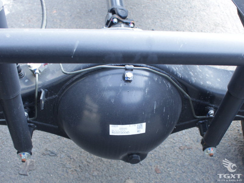 Xe Tải Fuso Canter 4.7LW 1.9 Tấn Thùng Kín