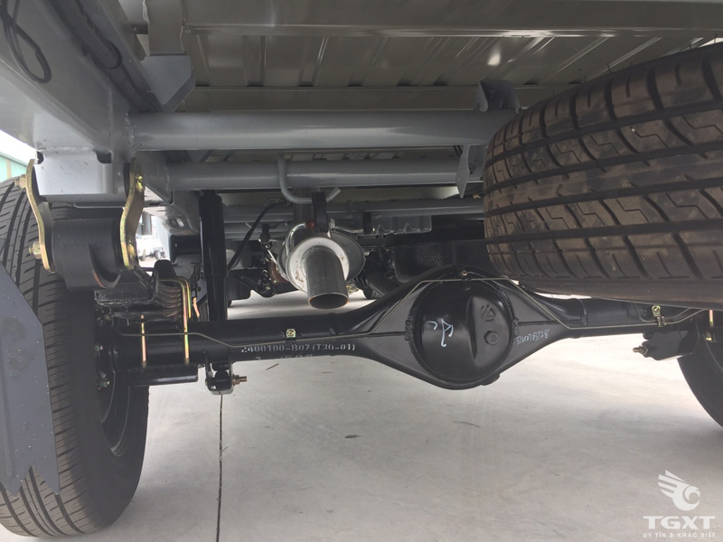 Xe Tải Dongben T30 990Kg Thùng Bảo Ôn