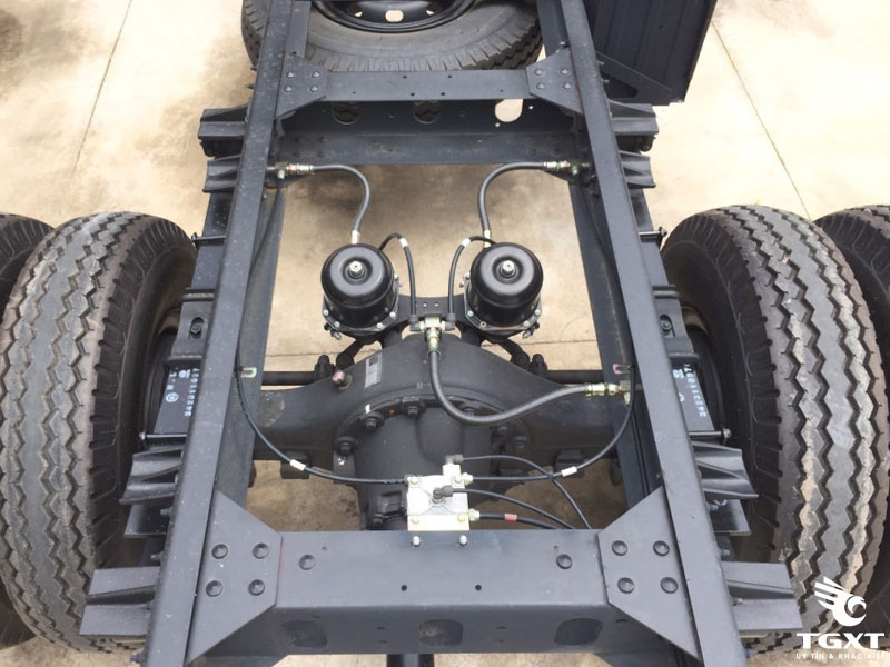 Xe Tải Daewoo 7 Tấn Gắn Cẩu Tadano TM-ZT504H