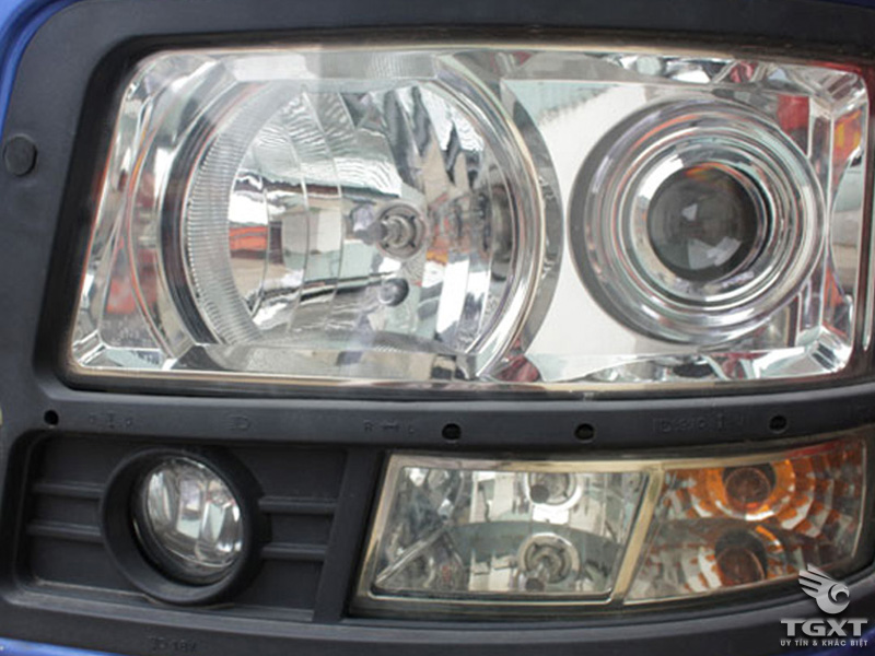 Xe Đầu Kéo Shacman 340Hp 2 Cầu Cabin M3000