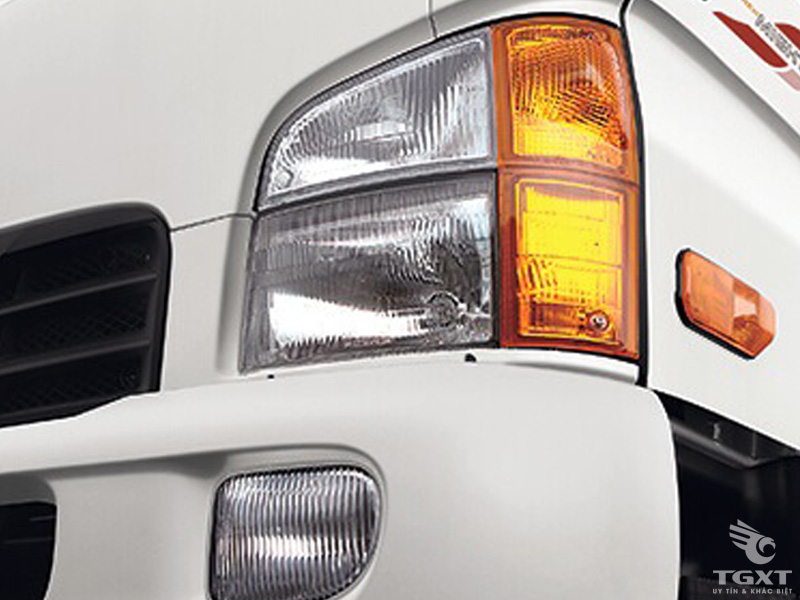 Xe Tải Hyundai New Mighty N250SL 2.4 Tấn Thùng Kín