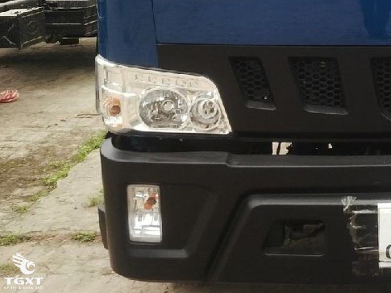 Xe Tải Veam VT490 5 Tấn Thùng Kín