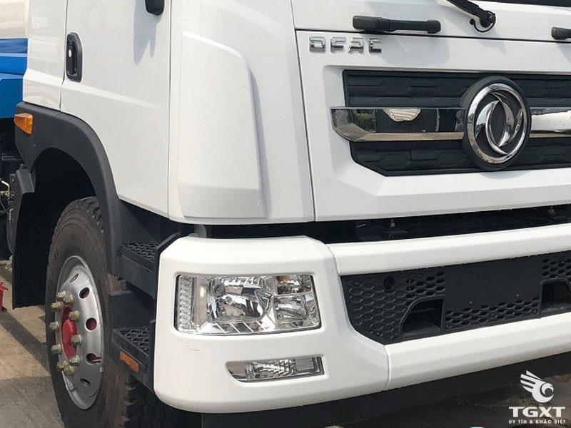 Xe Phun Nước Rửa Đường Dongfeng 9 Khối