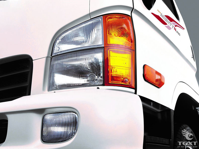 Xe Tải Hyundai New Mighty N250SL 2.4 Tấn Thùng Bạt