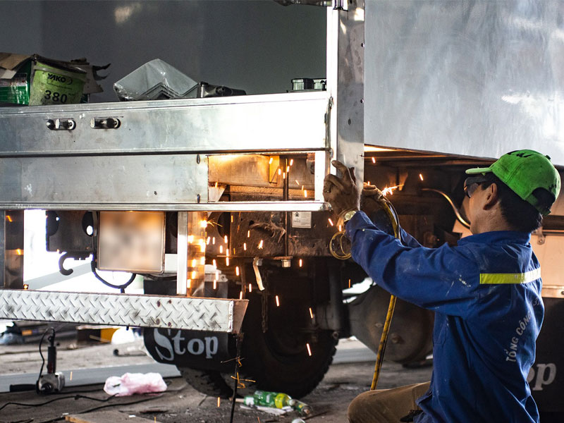 Dịch vụ cải tạo - đồng sơn thùng