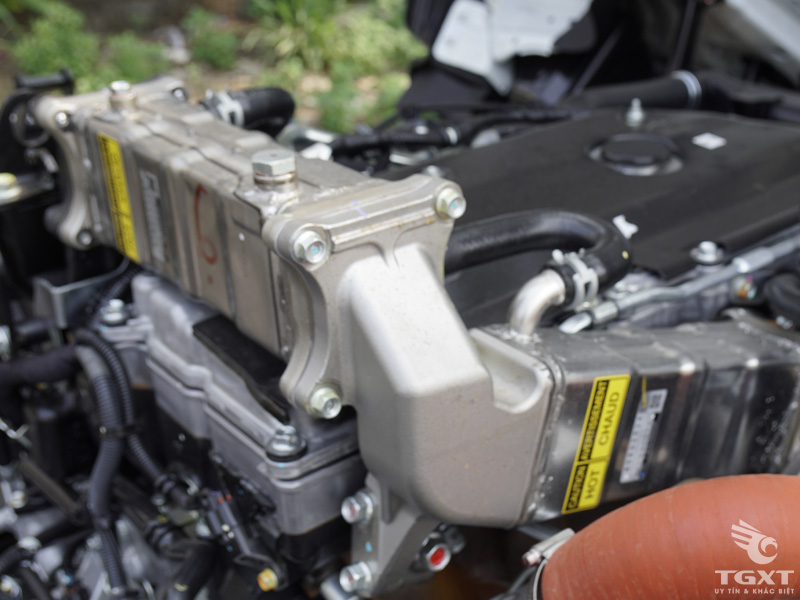 Xe Tải Isuzu NPR85KE5 3.5 Tấn Thùng Bạt