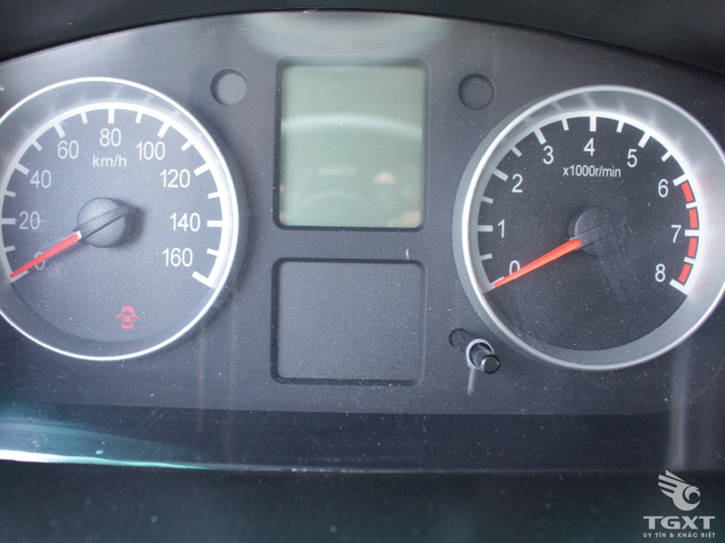 Xe Tải Van Dongben X30 500Kg 2 Chỗ Ngồi