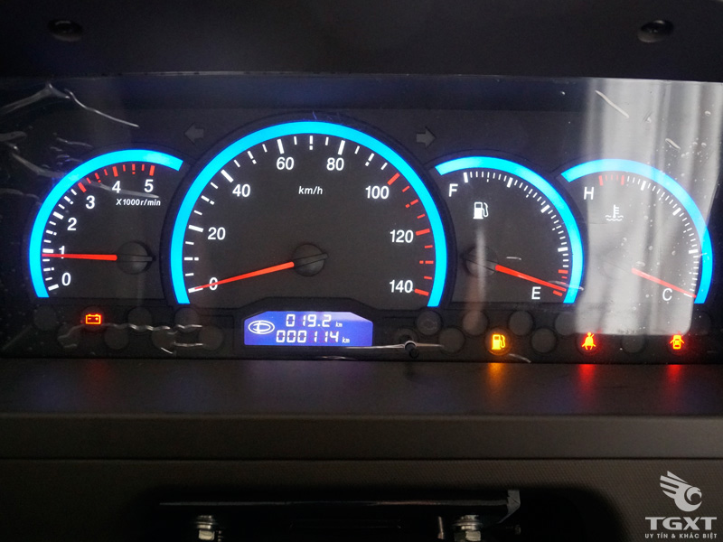 Xe Tải Teraco Tera250 2.5 Tấn Thùng Kín