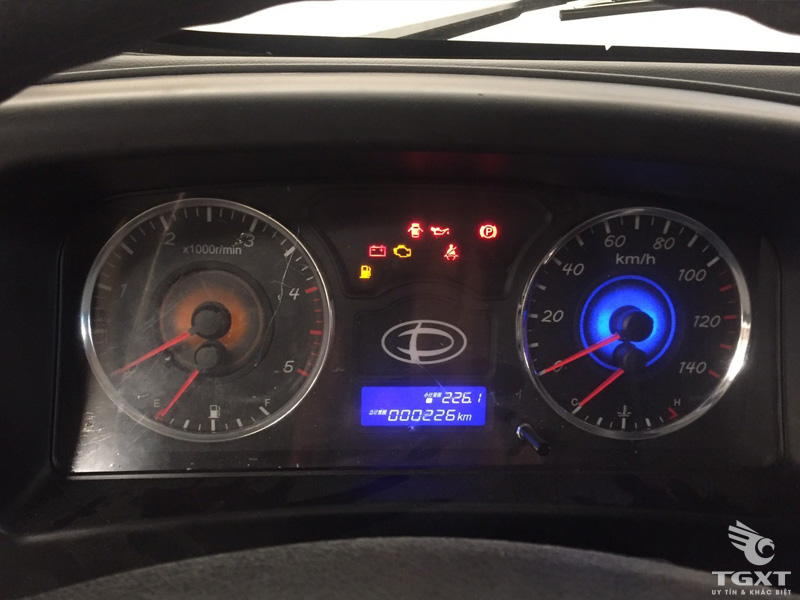 Giá Xe Tải Teraco Tera 345SL E5 3.5 Tấn Thùng Kín Dài 6m2