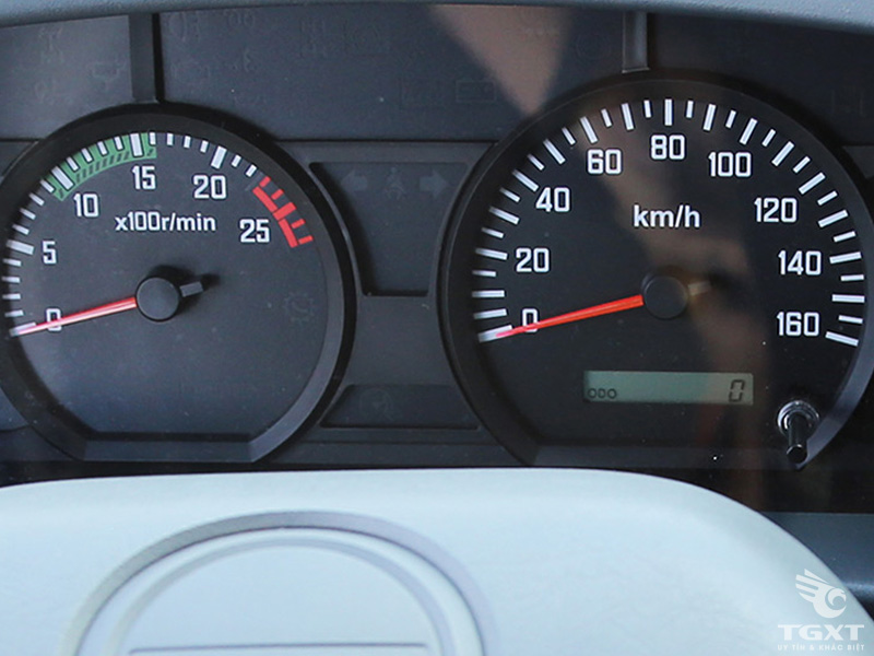 Xe Tải Isuzu Vĩnh Phát FV330 17.9 Tấn Thùng Bạt