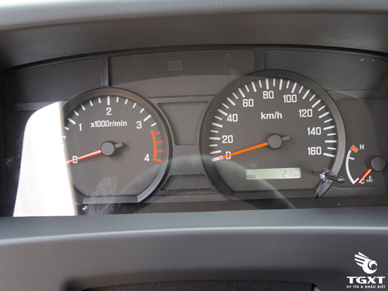 Xe Tải Isuzu FVR34SE5 7 Tấn Thùng Kín