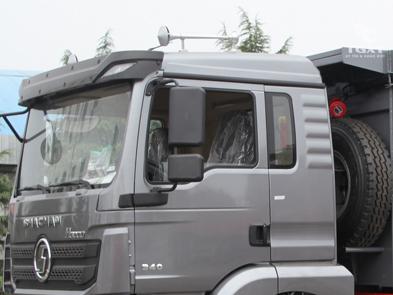 Xe Ben Shacman H3000 4 Chân Thùng Vuông