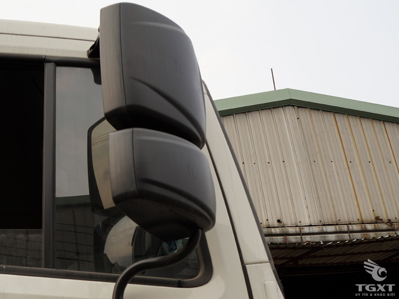 Xe Bồn Hyundai 4 Chân HD310 Chở Dầu Diesel 18 Khối 15 Tấn