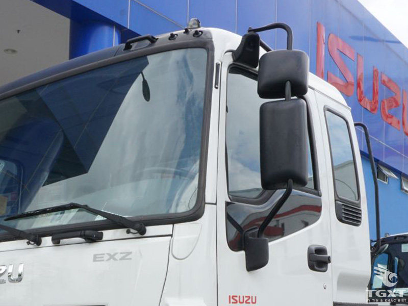 Xe Đầu Kéo Isuzu EXZ 2 Cầu 390Ps Sức Kéo 60 Tấn