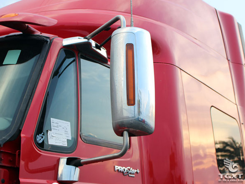 Xe Đầu Kéo Mỹ International Máy Maxxforce 2 Giường Nóc Cao