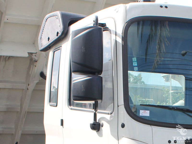 Xe Đông Lạnh Hyundai HD250 14 Tấn 3 Chân