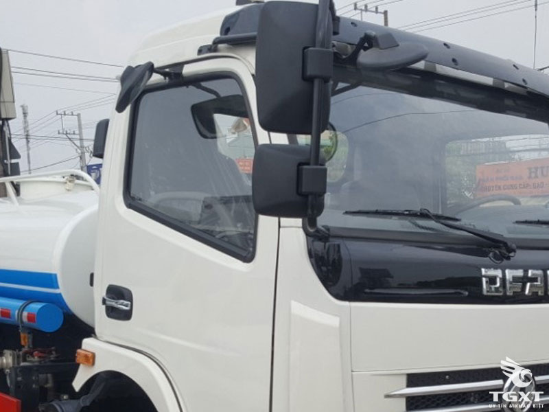 Xe Phun Nước Rửa Đường Dongfeng 5 Khối