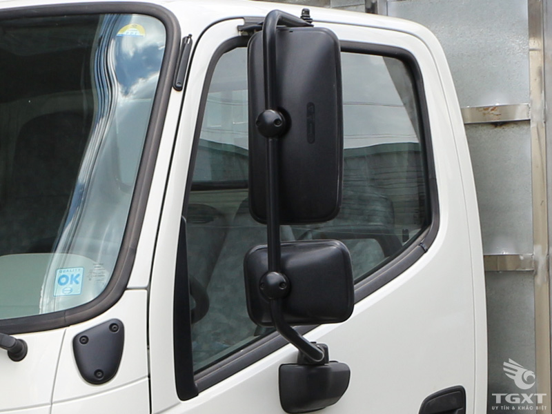 Xe Cẩu Hino Dutro 300 3T3 Gắn Cẩu Unic URV295