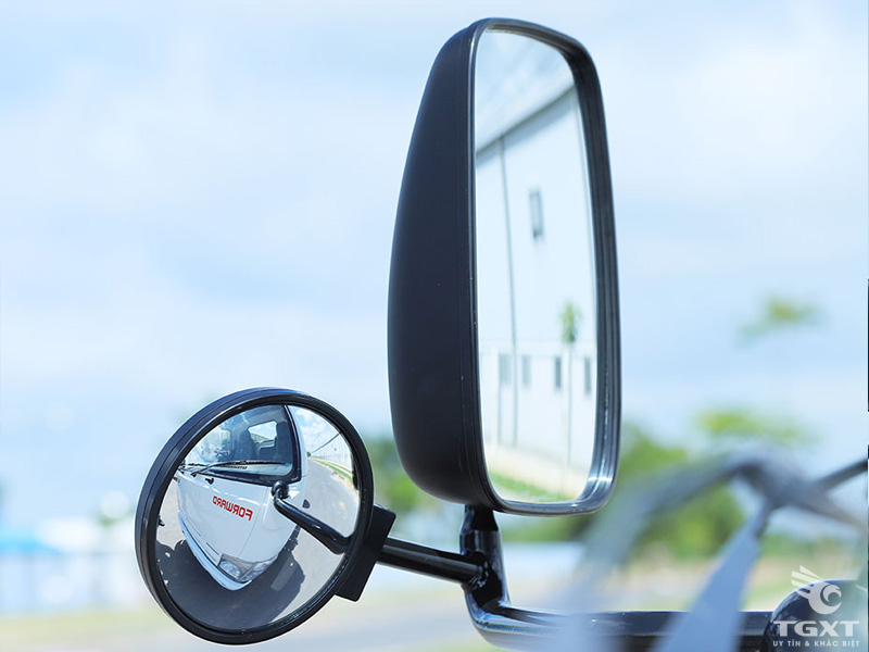 Xe Tải Isuzu Vĩnh Phát NK490SL 1.9 Tấn Thùng Bạt