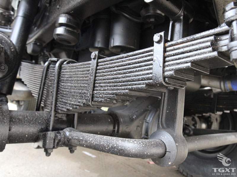 Xe Đầu Kéo Kamaz 360Hp 3 Cầu 6x6 - 65225